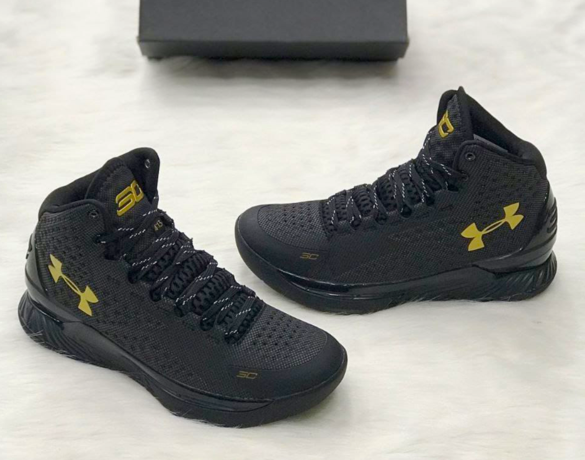 tenis under armour basketball para hombre color negro dorado Comprar tienda onlineshoppingcenterg Colombia centro de compras en linea